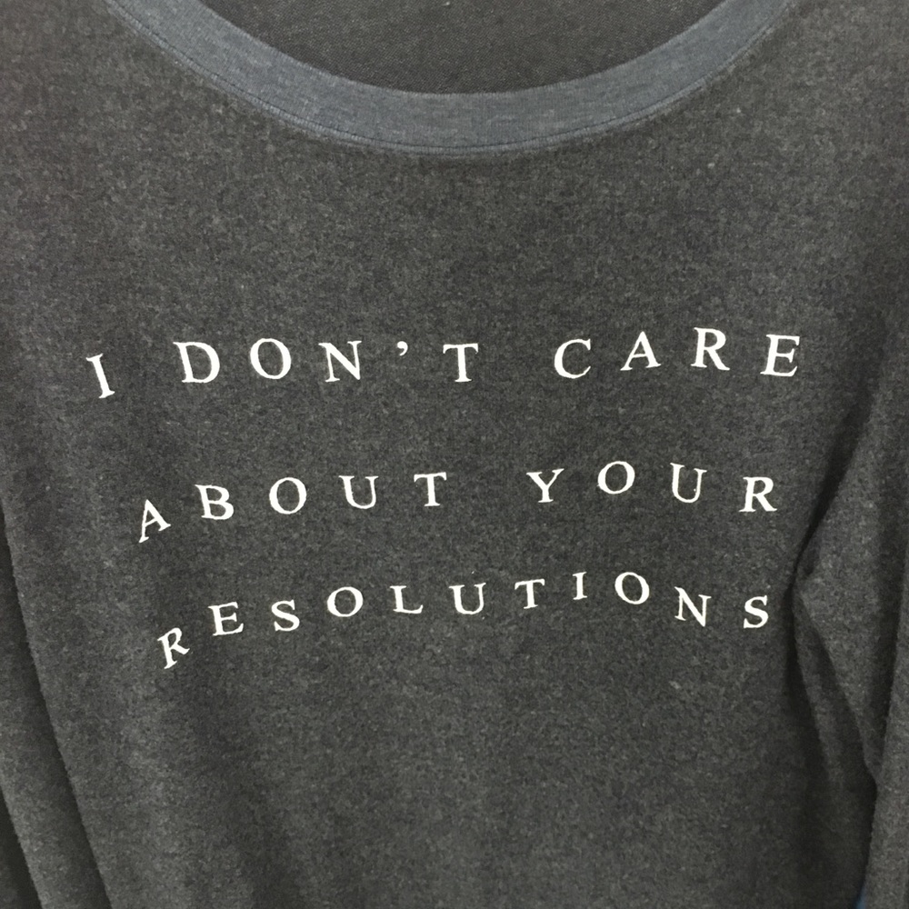 NWOT WILDFOX No Resolution Sweatshirt - Picture 2 of 3